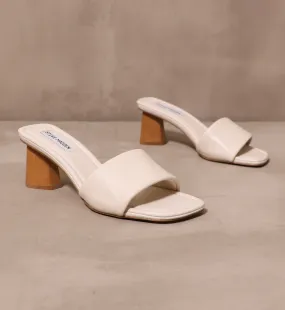 MODERN KINDA GAL HEELS